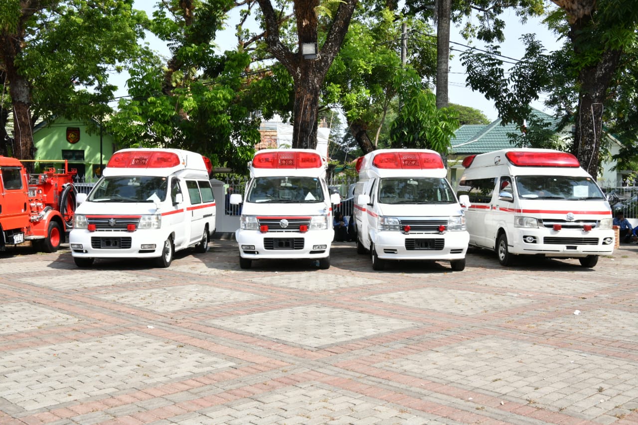 Ehime dan Kochi Toyota Serahkan 38 Unit Mobil Ambulance dan Damkar ke Sulsel