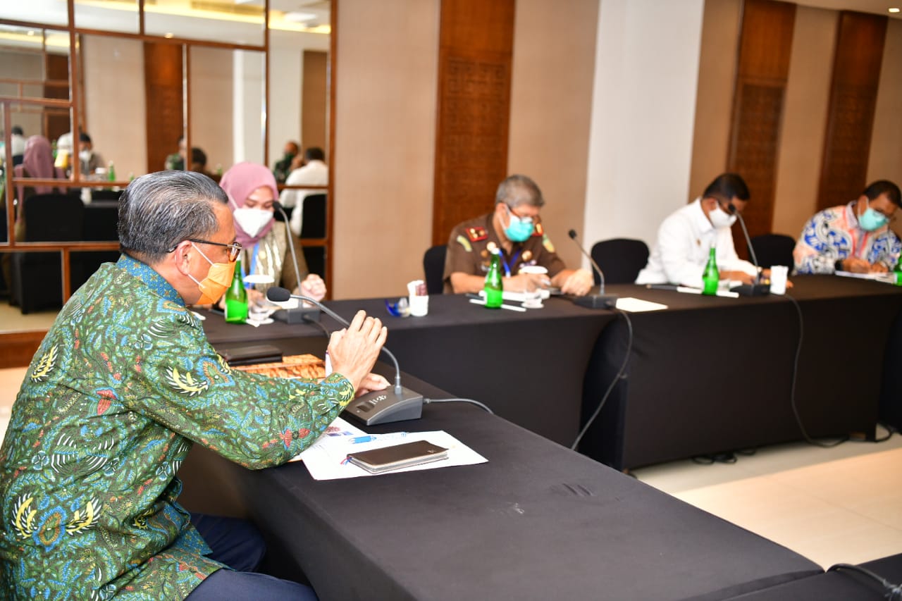 Rapat Bersama Forkopimda, Gubernur Bahas PSBB dan Jaring Pengaman Sosial
